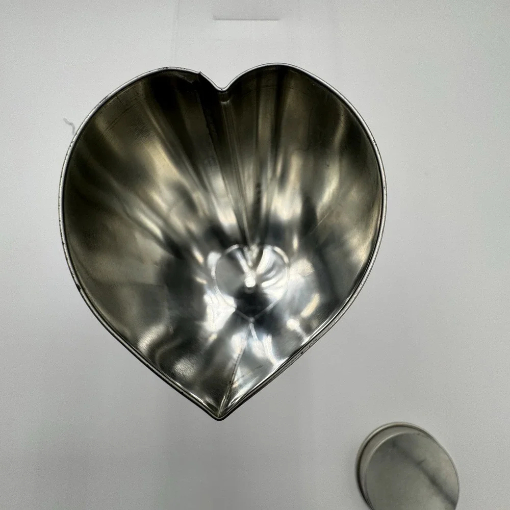 THE PAMPERED CHEF‎ Valtrompia Bread Tube HEART Shape #1560